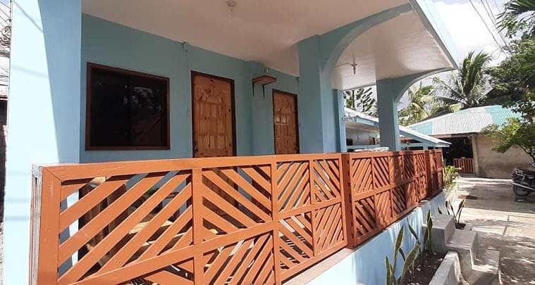 A&C Aquino Guesthouse Moalboal Exterior photo